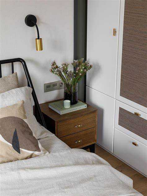 Ошибки при украшении верха шкафа и как их избежать