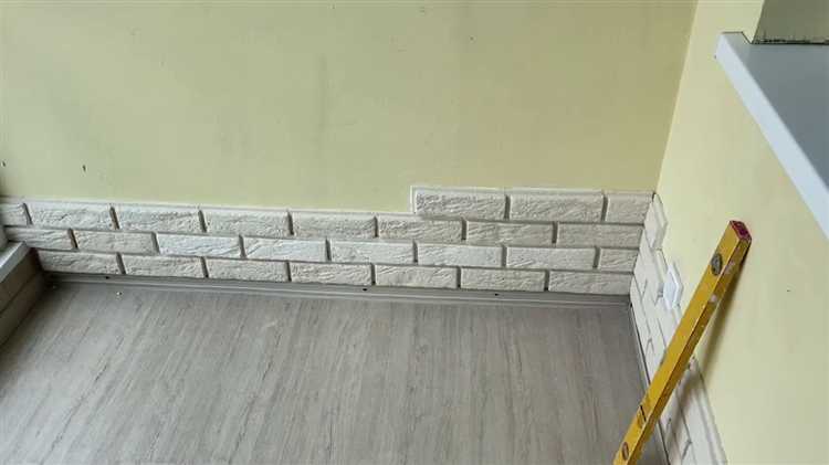 Подготовка бетонной стены перед нанесением клея