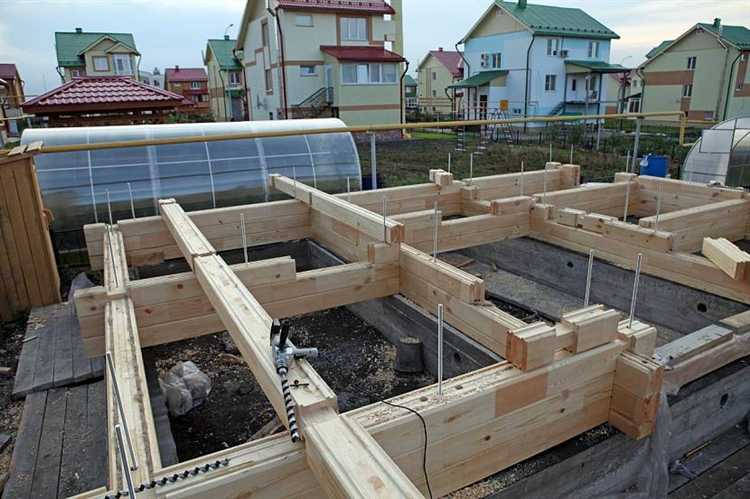 Зачем нужна изоляция между брусом и фундаментом