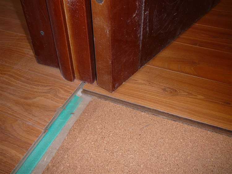Как защитить уложенный ламинат при последующих монтажных работах