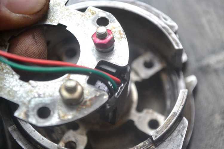 Что измеряет датчик Холла и как формируется его сигнал