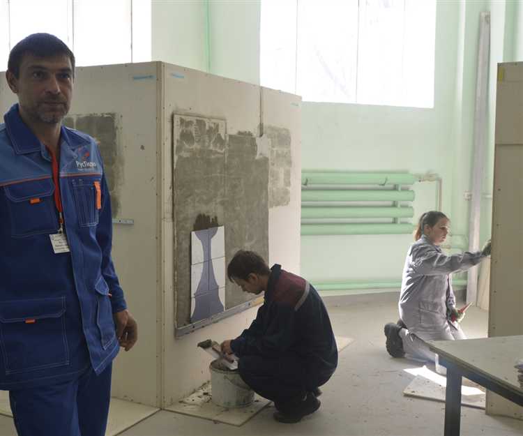 Использование мастерка при отделочных штукатурных работах