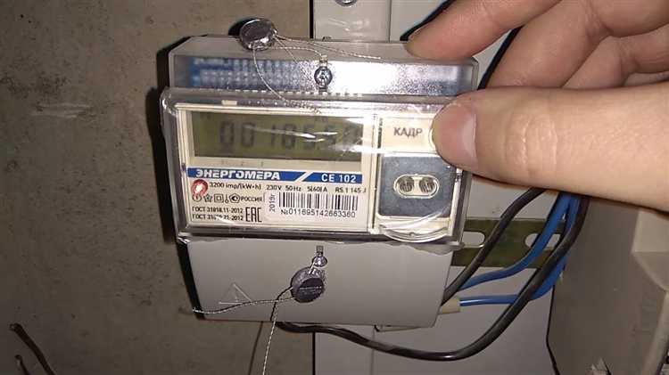 Как отличить однофазный счетчик от трехфазного по внешнему виду и маркировке
