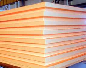 Что такое пенополистирол и каковы его физические характеристики?