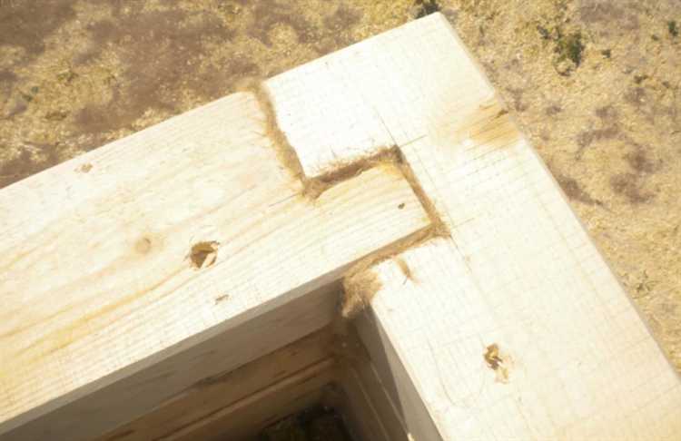 Как избежать мостиков холода в угловых соединениях бруса