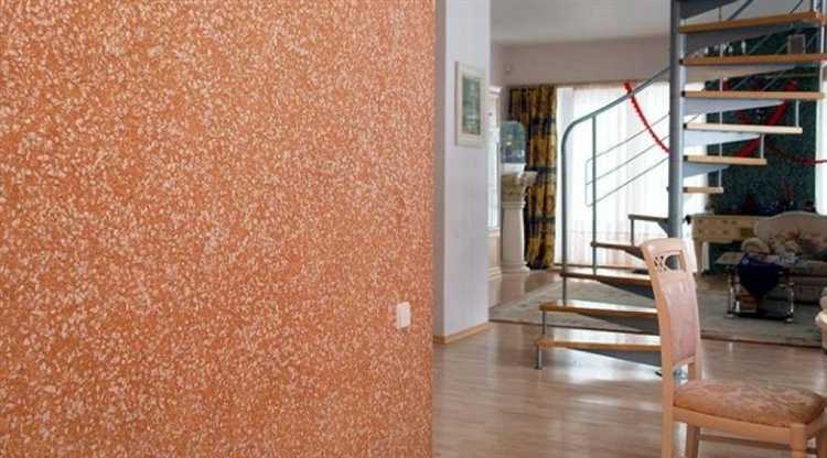 Уход и восстановление покрытия из жидких обоев