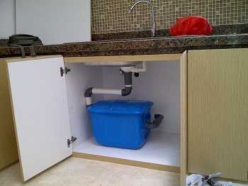 Как часто нужно обслуживать жироуловитель и что входит в обслуживание