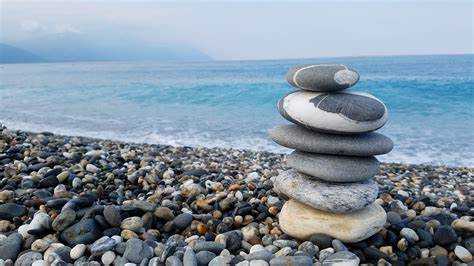 Что тяжелее песок или камень