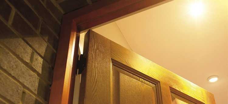 Способы крепления дверной коробки к проему