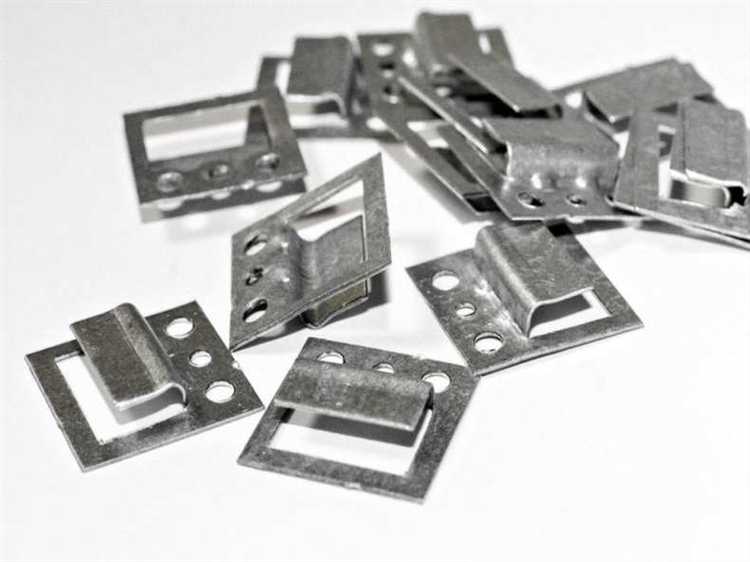 Особенности демонтажа вагонки, закреплённой с помощью кляймеров