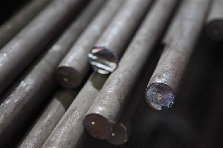 Как определить металл по искре при трении об шлифовальный круг