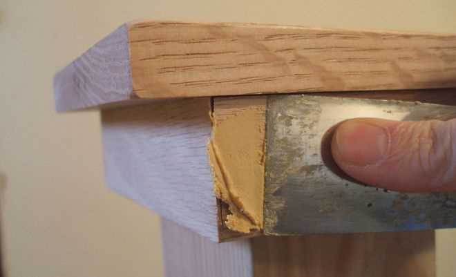 Как наносить шпаклевку на дерево: техника и инструменты