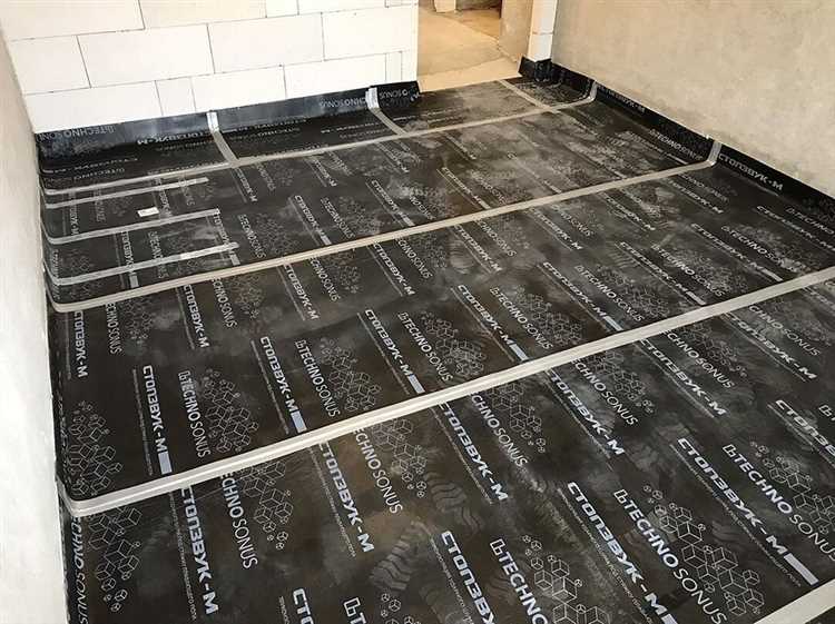 Укладка звукоизоляционной подложки под ковролин