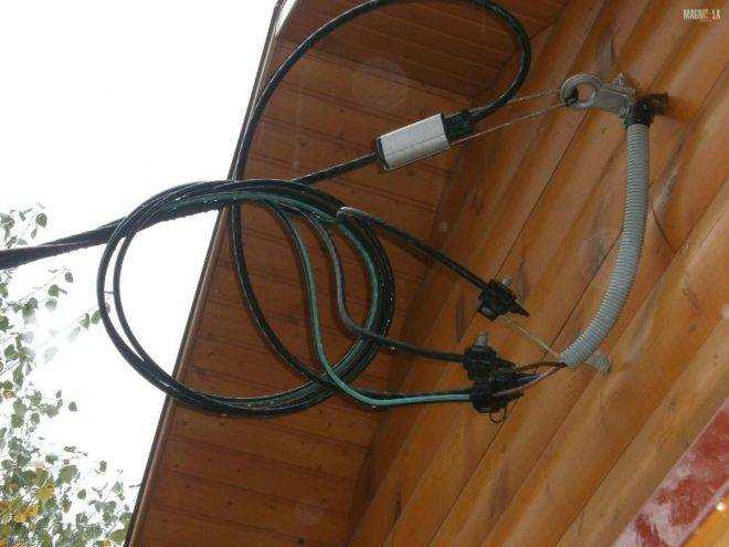 Установка распределительных коробок и монтаж скрытых соединений