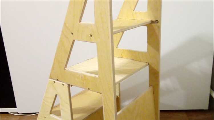 Шлифовка, сборка и проверка устойчивости стремянки