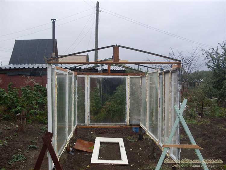 Как продлить срок службы теплицы из оконных рам?