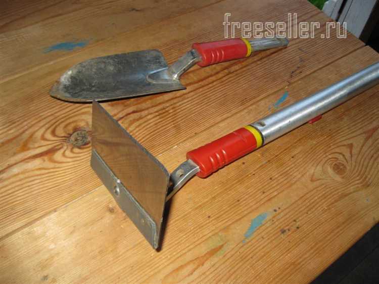 Технология крепления лезвия к деревянной ручке