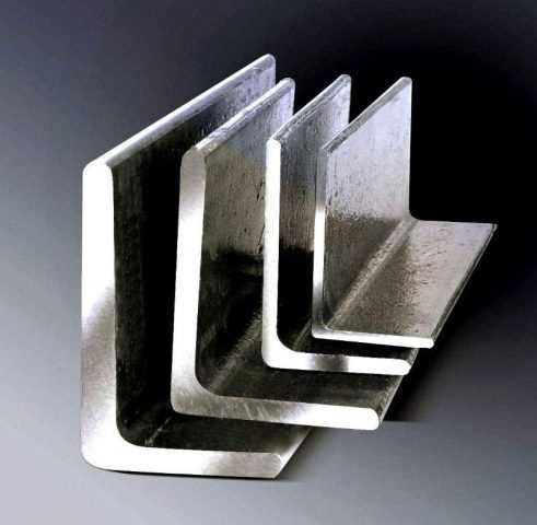 Выбор подходящего металла и его характеристик для уголка
