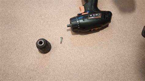 Определение типа крепления патрона на советской дрели