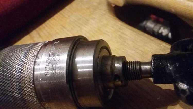Как снять патрон с дрели советского производства