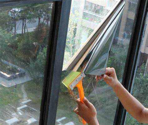 Как подготовить поверхность перед удалением пленки