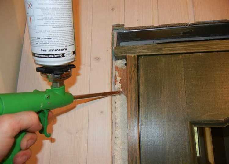 Использование монтажной пены как основного фиксатора