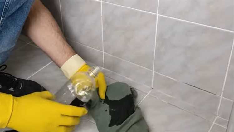 Чем растворить застарелый силикон с кухонной столешницы