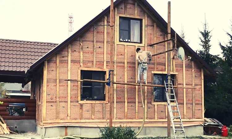 Нужно ли утеплять фундамент и как это сделать