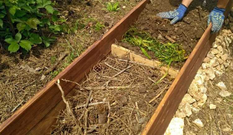 Как утеплить теплицу из поликарбоната внутри весной Как утеплить теплицу из поликарбоната внутри весной