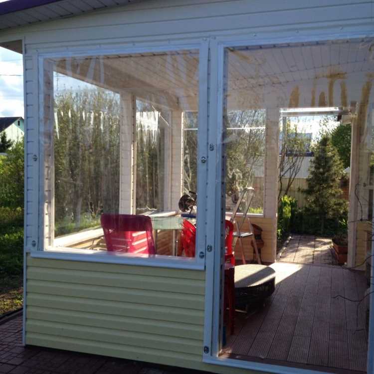 Подготовка поверхности и герметизация оконных и дверных проёмов