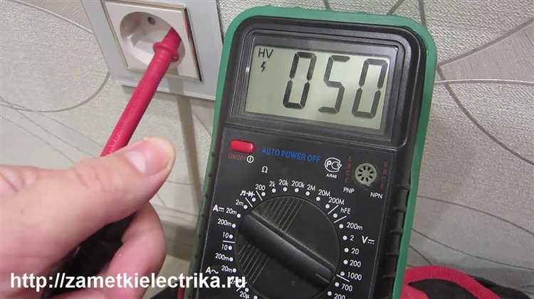 Как использовать пробник с неоновой лампой для поиска нулевого провода