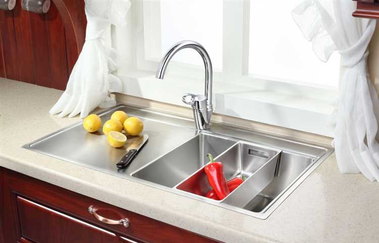 Как материал мойки влияет на цену монтажа и ухода