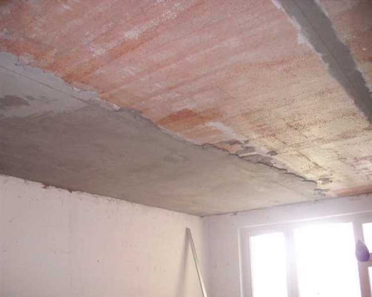 Какая штукатурка лучше для потолка