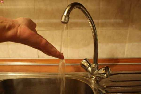 Особенности прохождения горячей и холодной воды по трубопроводу