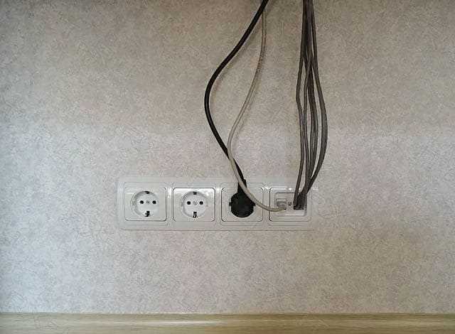 Подбор розеток с учетом типа и толщины кабеля для интернет-подключения