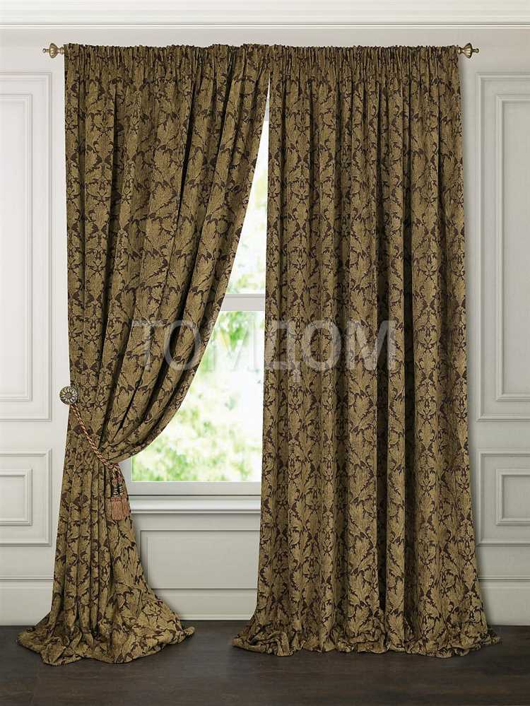 Выбор стиля штор в зависимости от интерьера с зелеными обоями