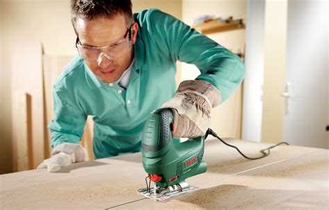 Особенности использования ручной ножовки для ДСП