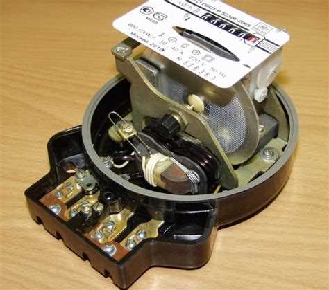 Какой счетчик электроэнергии лучше поставить на даче