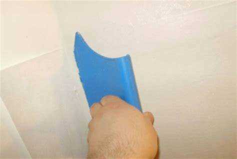 Как избежать видимых швов между полосами стеклохолста