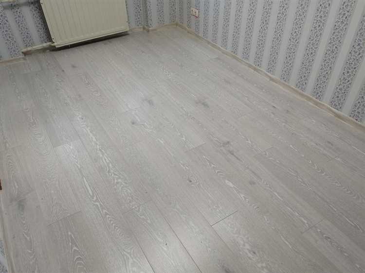 Как избежать визуального конфликта между мебелью и напольным покрытием