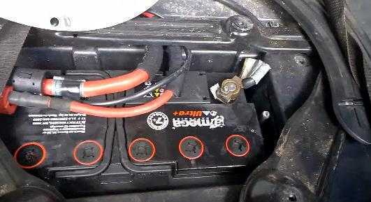 Какая клемма называется «минусовой» и почему её снимают первой