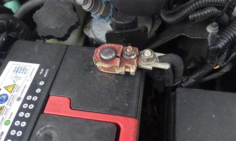 Опасности при неправильном порядке снятия клемм аккумулятора