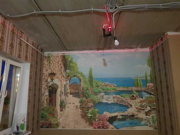 Когда клеить обои до натяжного потолка или после