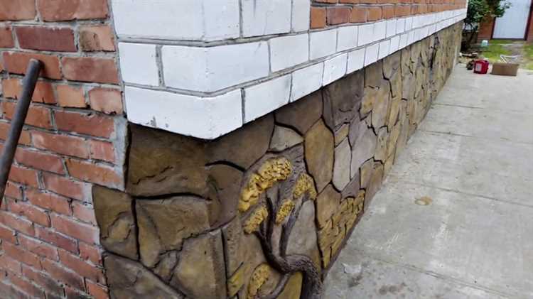Чем отличается фасадная краска от специализированной цокольной