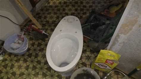 Куда выбросить старый унитаз в москве