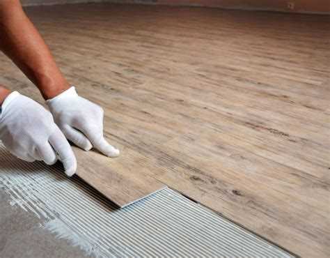 Как оценить экологичность и безопасность кварцвиниловой плитки