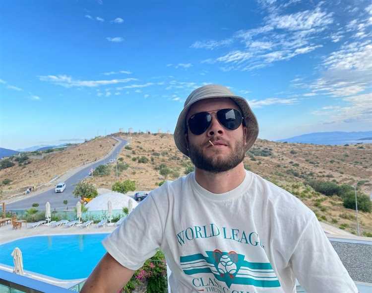 Макс корж где сейчас живет 2023