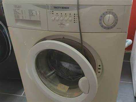 Роль датчика уровня воды и признаки его неисправности