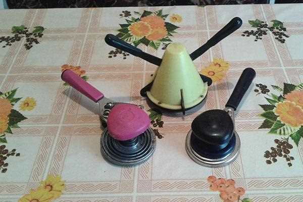 Что учитывать при выборе машинки для частого домашнего консервирования