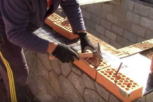 На какой фундамент можно класть кирпичную кладку